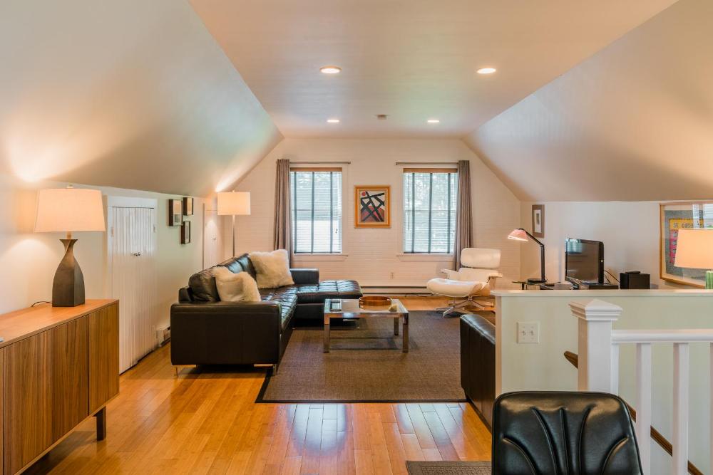 One Bedroom Apartment - Loft interior
